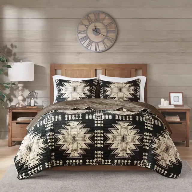 Woolrich Sierra Oversized Print Plush 3-Piece Full/Queen Coverlet Set in Tan/Black