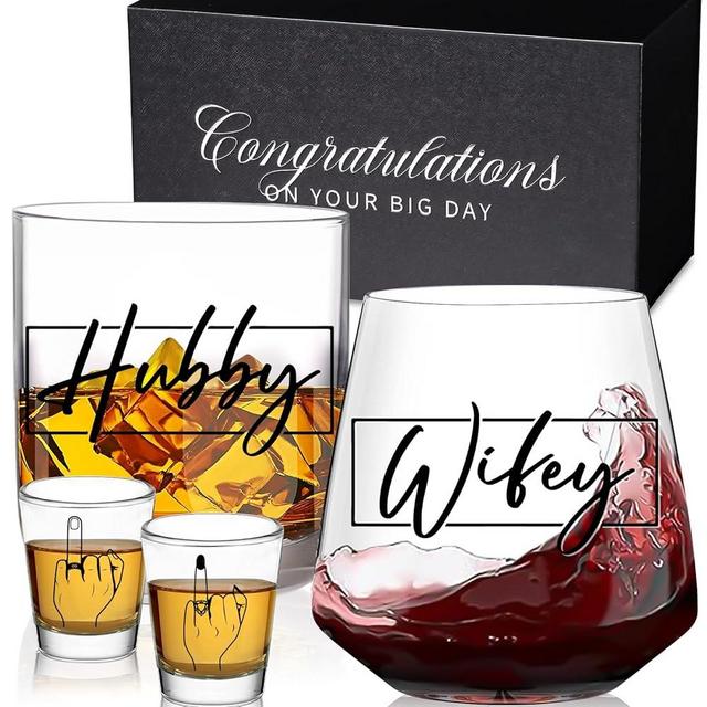 CLUSIVC Wifey Hubby Couple Gifts for Christmas, Wedding Engagement Gifts for Couples Mr and Mrs Gifts, Best Christmas Wishes for Couples Newlyweds Husband and Wife