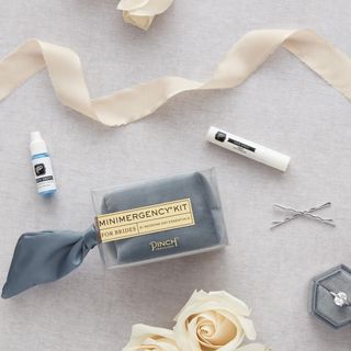 Minimergency 21-Piece Bride Kit