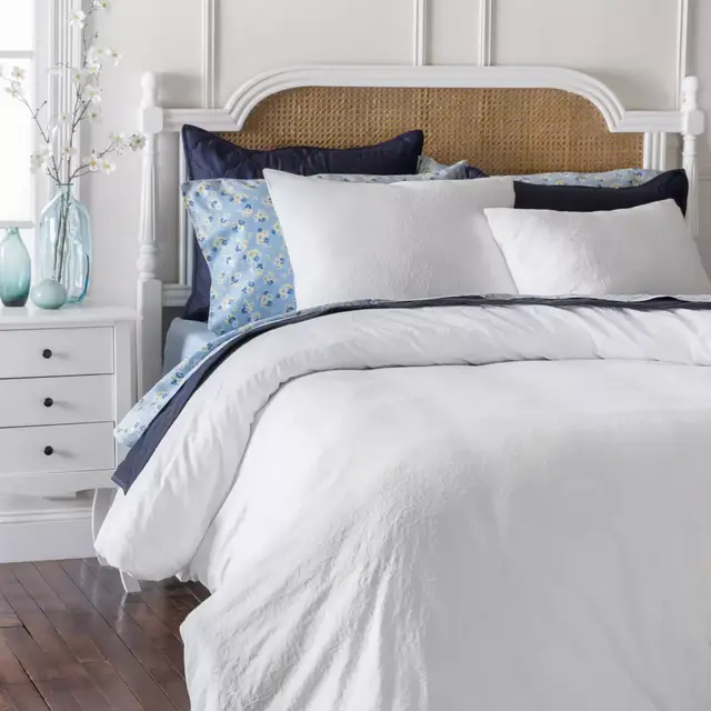 Martha Stewart Kinfolk 3-Piece King Duvet Cover Set in White