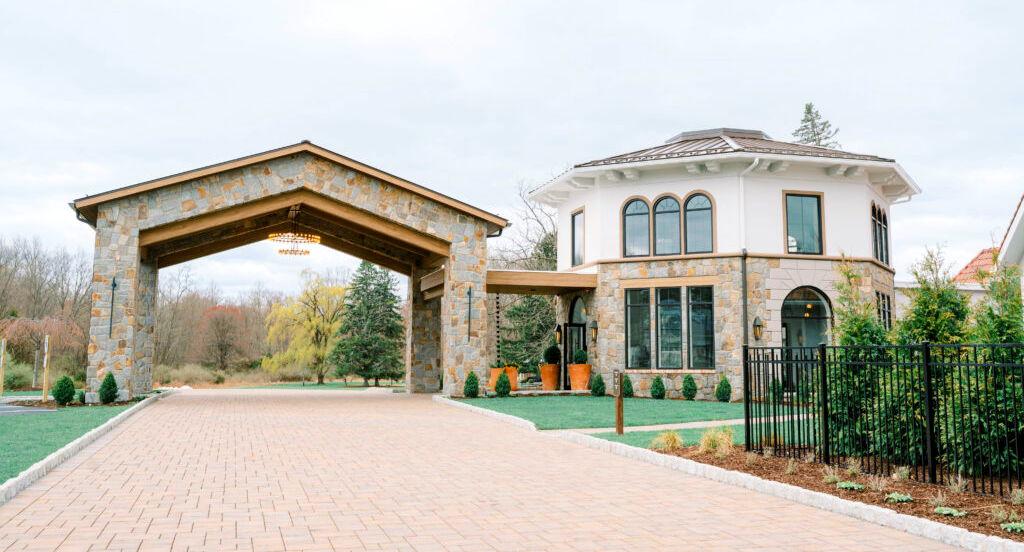 The Wedding Website of Katherine Rossi and Kyle Lorfing