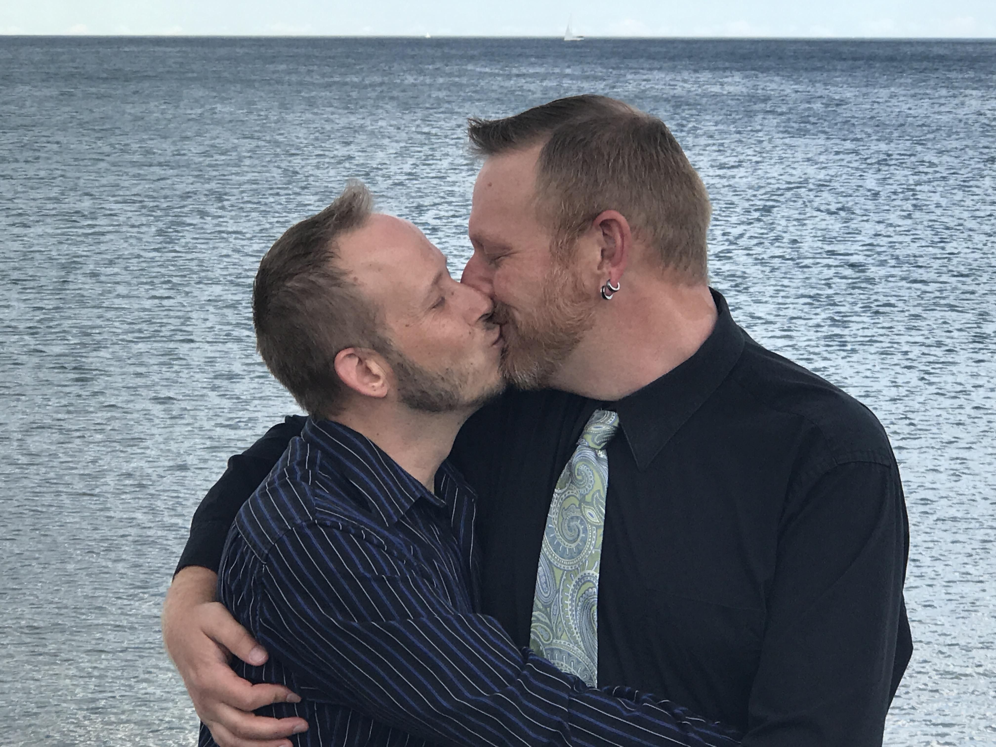 The Wedding Website of Kristofer King and Lee Bartusch