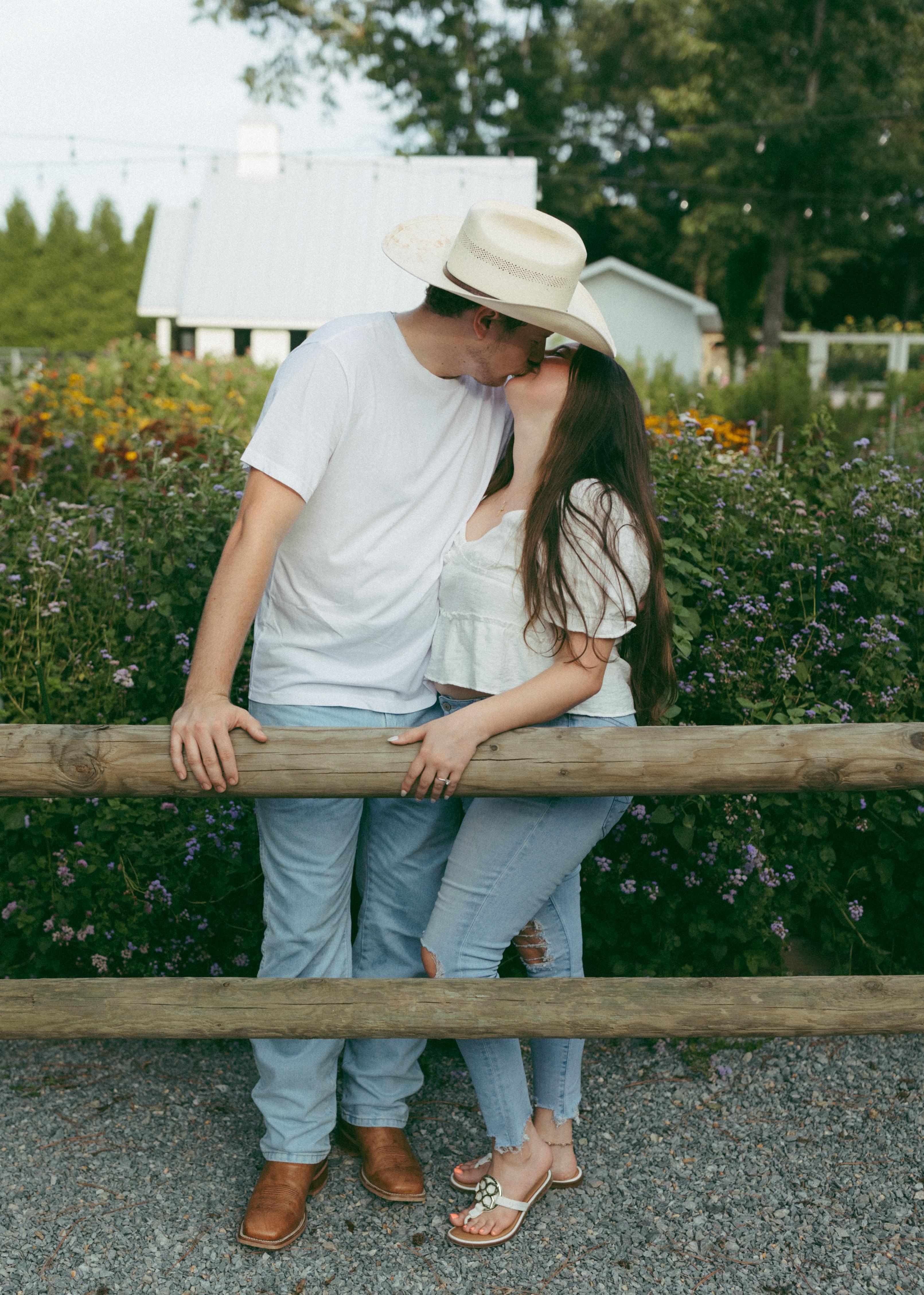 The Wedding Website of Casey Ellington and Justin Schelling