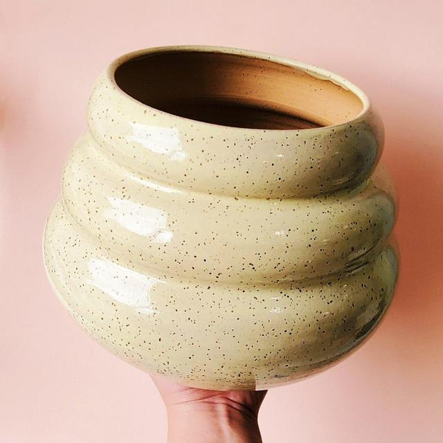 LEMON PIE CHUBBY PLANTER 7.5X9.5 WITH 6 IN OPENING