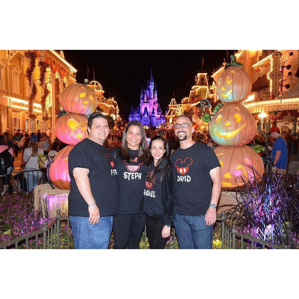 Smile everyone for yet another Disney photo!! This time with our favorites, David and Raquel!