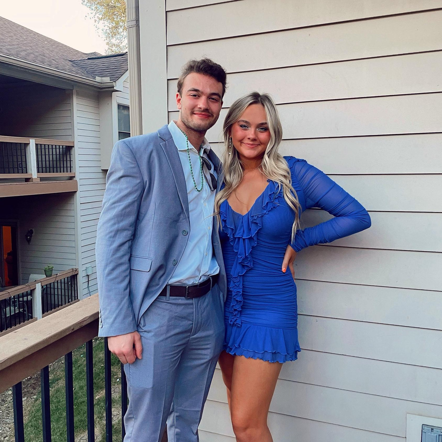 Hockey date parties and fun college events💕