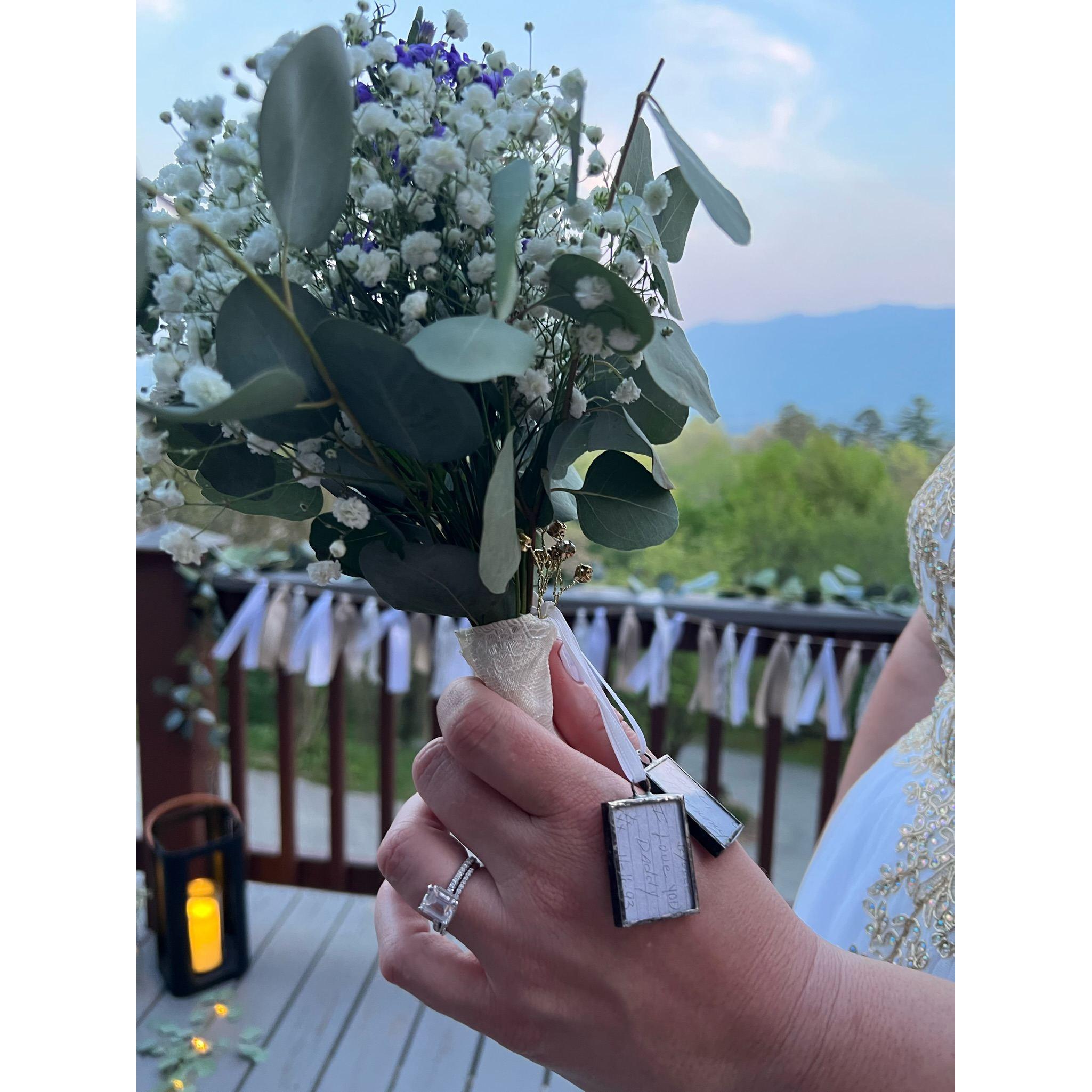 Charms on the bouquet