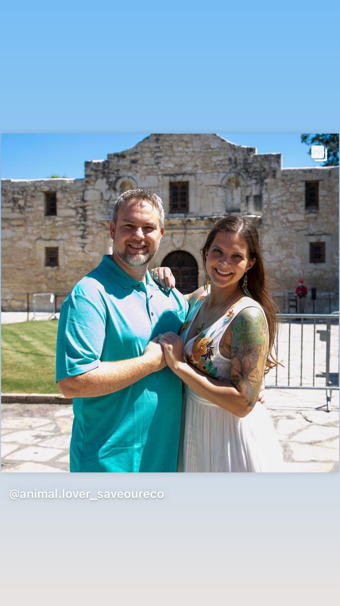 Engagement photo shoot September 2021
-At the Alamo