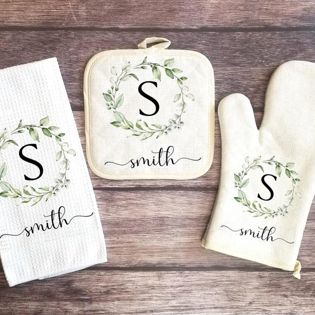 Greenery Wreath Monogram Towel Oven Mitt & Pot Holder Set, Personalized Gift Set Wedding Bridal Shower Oven Mitts, Custom Kitchen Set