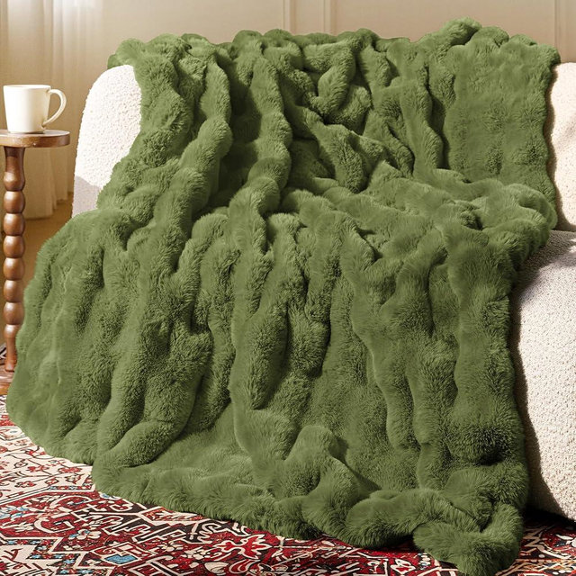 blunique Ultra Soft Cozy Faux Fur Throw Blanket, Fuzzy Plush Thick Bubble Blanket, Oversize Luxury Fluffy Blanket for Couch, Sofa, Bedroom, and Living Room,50x60 Inches,Sage