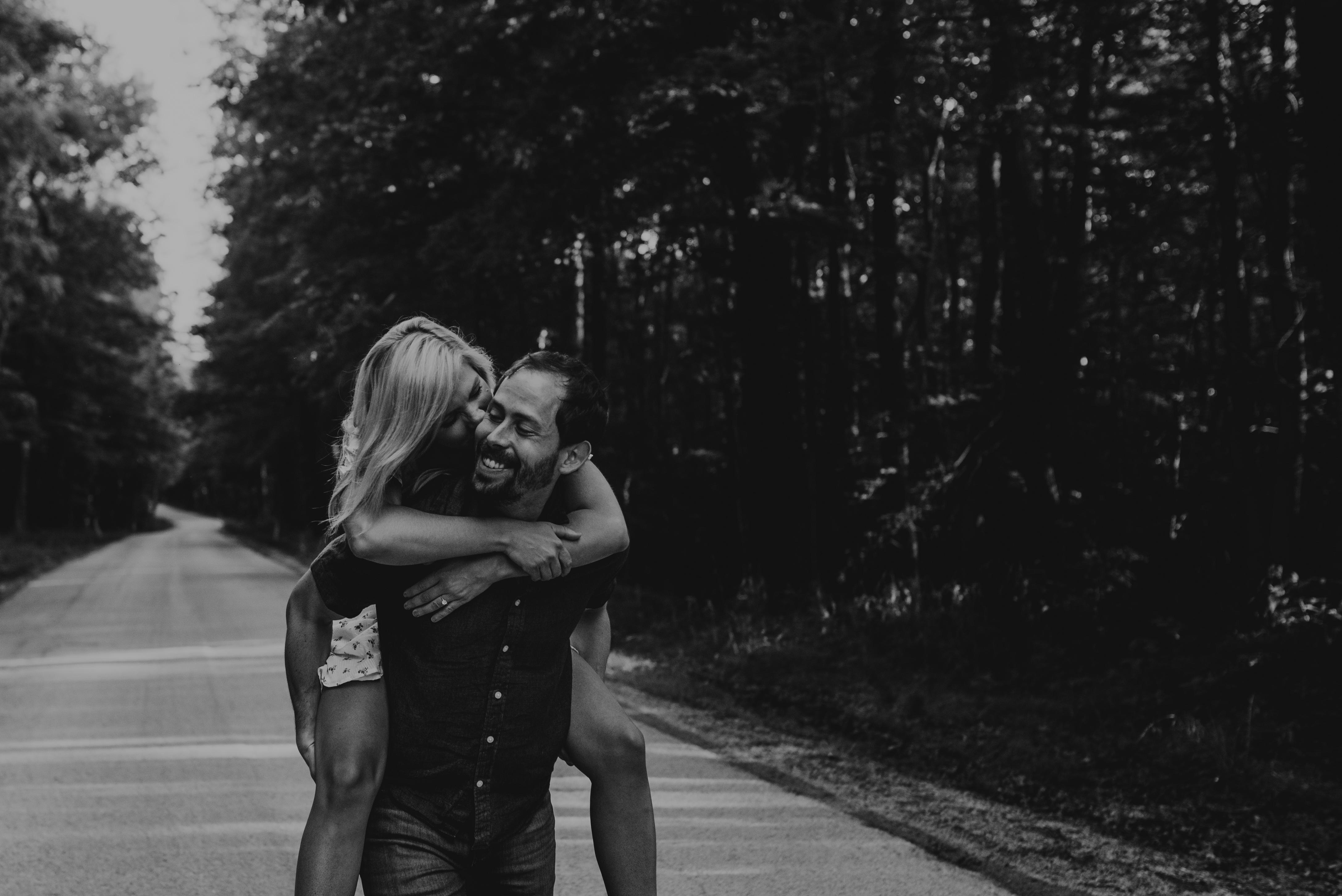 The Wedding Website of Deanna Buehrle and Aaron Lucas