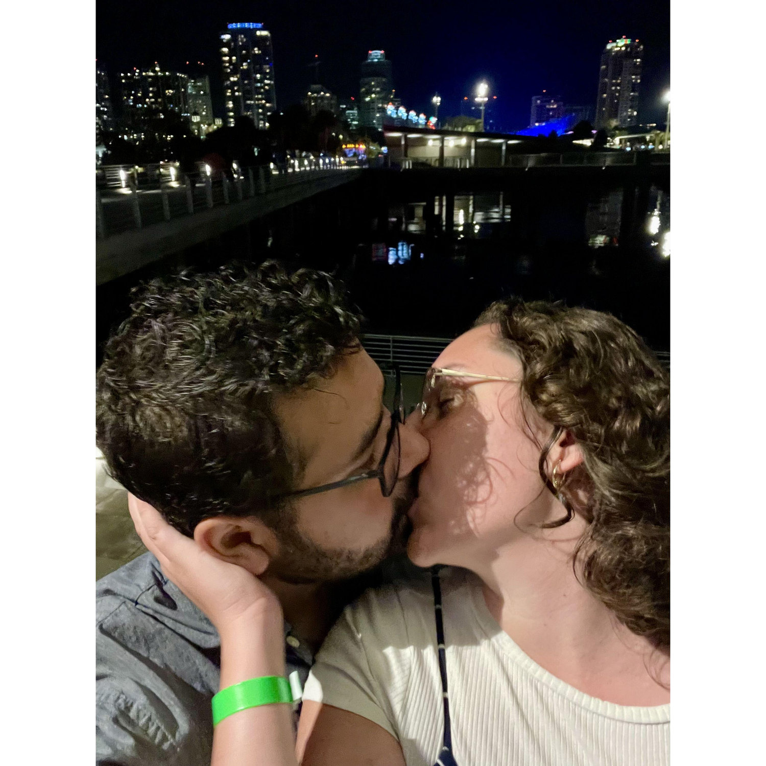 December 27th, 2021
An evening kiss while out exploring Saint Petersburg, Florida!