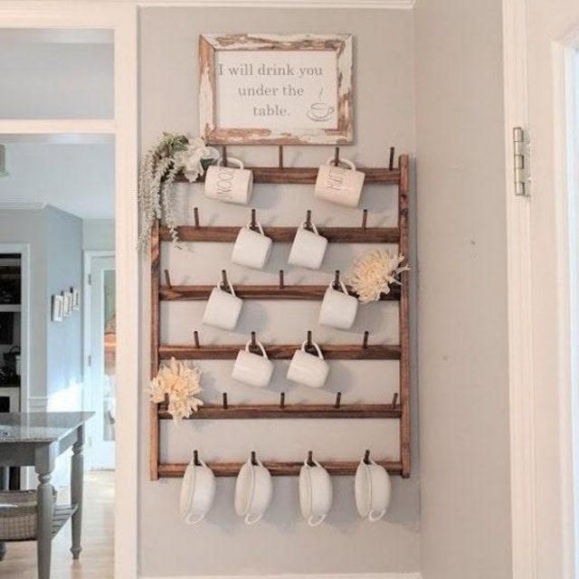 Wood Mug Rack Display - Size: Small Color: Stained Wood