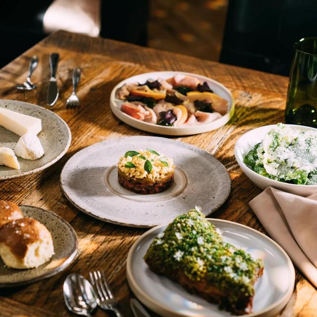 Minimoon! Dinner at Husk in Charleston