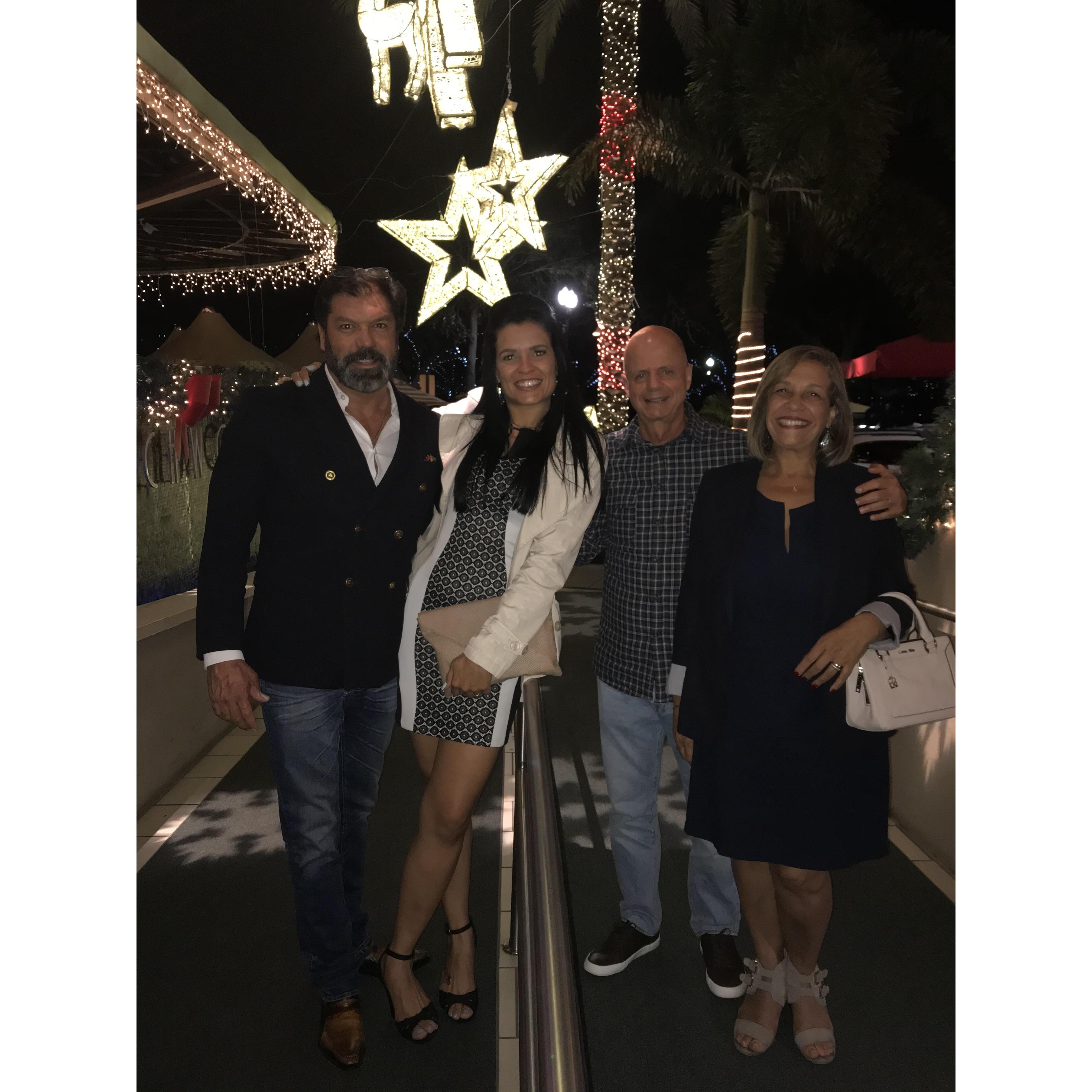My loves in town during Christmas 🎄