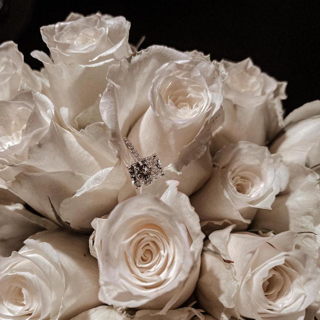 Luis is known for gifting Kanani bouquets before every date. There's an inside joke amongst friends that Kanani must have a secret flower subscription.