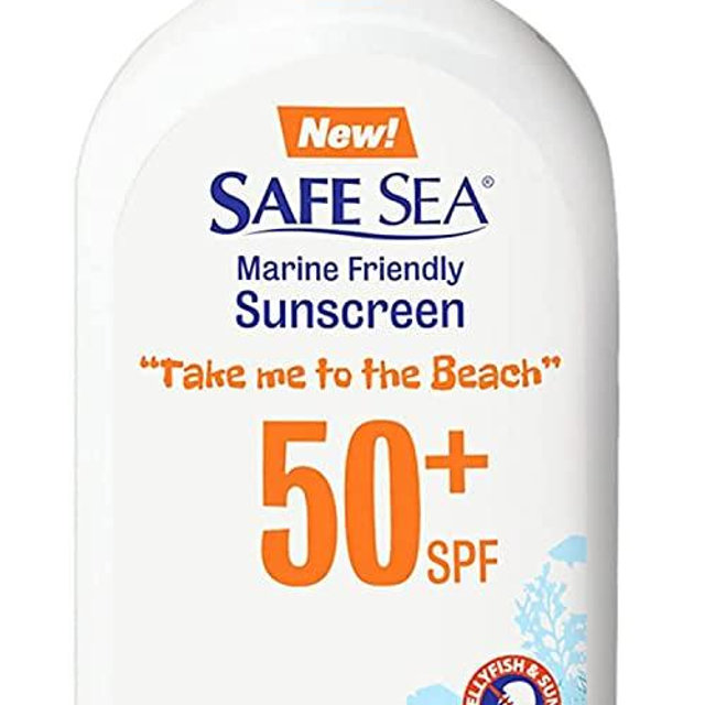 Safe Sea Jellyfish Sting-Blocking Sunscreen, SPF 50+ Lotion 4oz, Waterproof, Biodegradable, Coral Reef-Safe – Body and Face Sunscreen, Anti-Jellyfish and Sea-Lice sting protection.