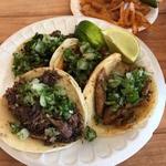 Lilly's Taqueria