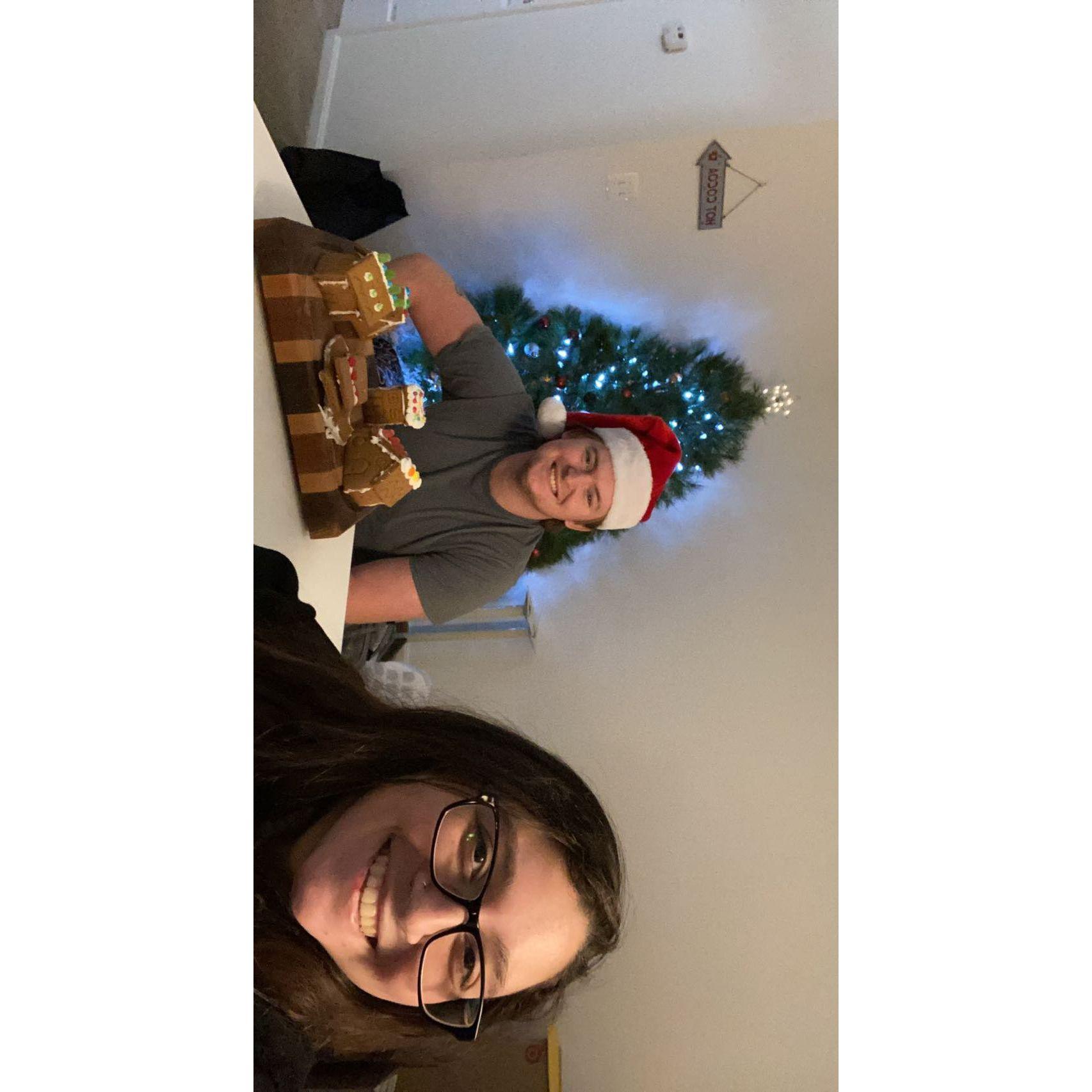 Christmas in our first apartment 2022