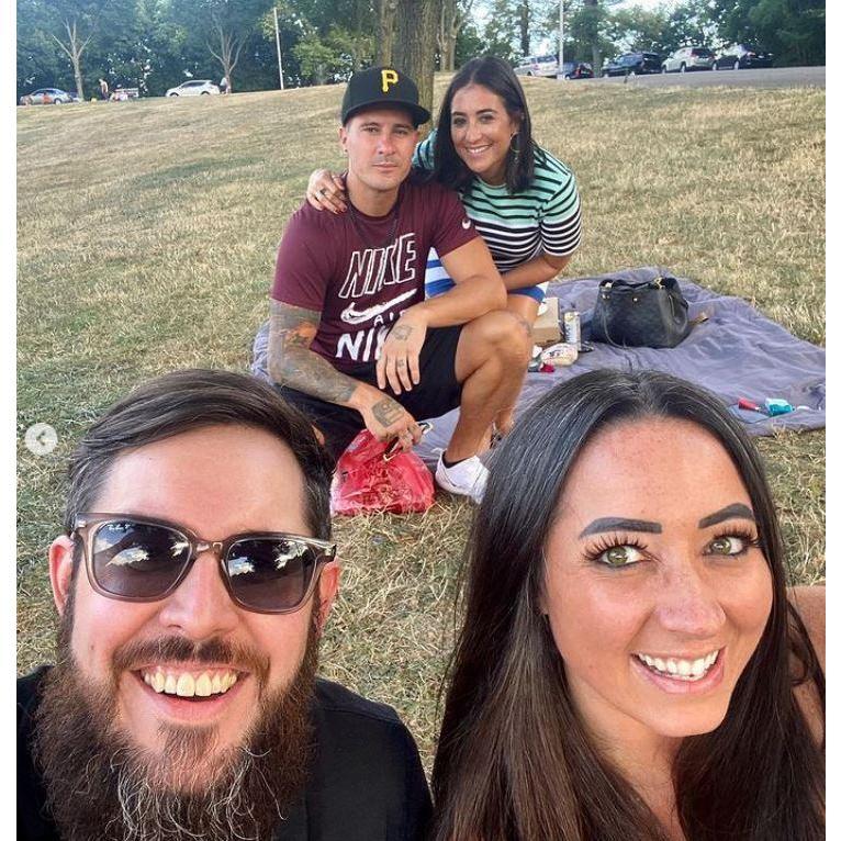 First double-date in Schenley Park, Pittsburgh with Rachel and Jason (and Sir Pizza of course!).