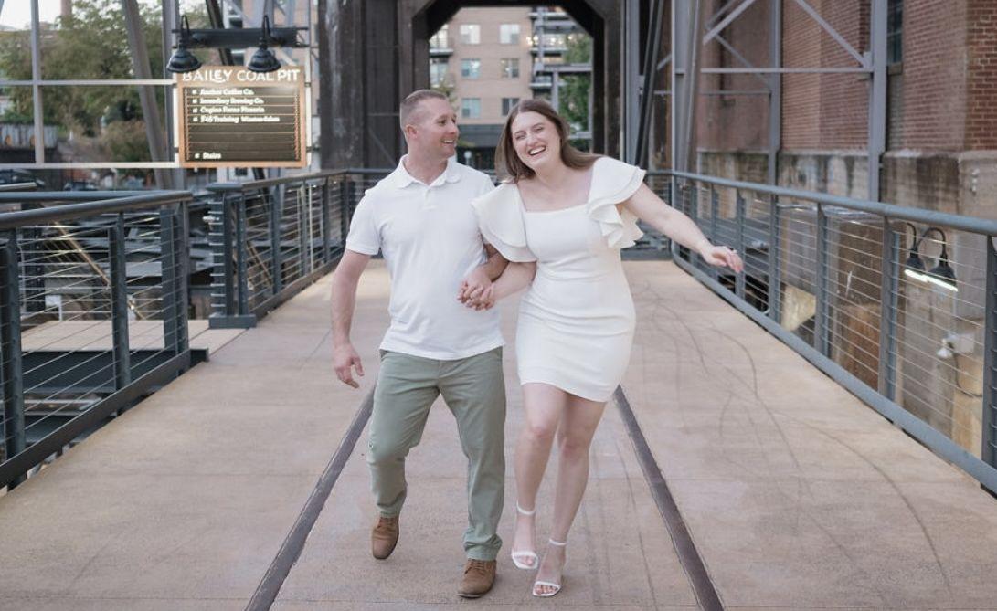 The Wedding Website of Linzi Johnson and Thomas Gobble