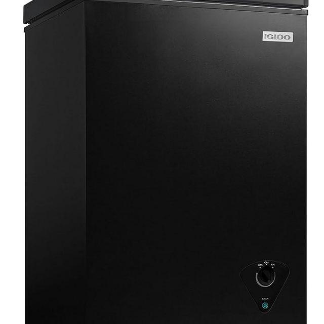 Igloo 3.5 Cu. Ft. Chest Freezer with Removable Basket and Front Defrost Water Drain,  Small Deep Freezer Perfect for Homes, Garages, and RVs, Black