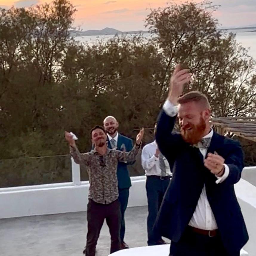 Garter toss