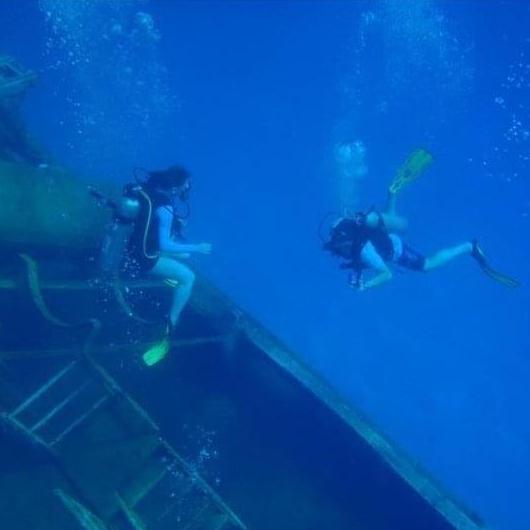 USS Kitiwake 2011