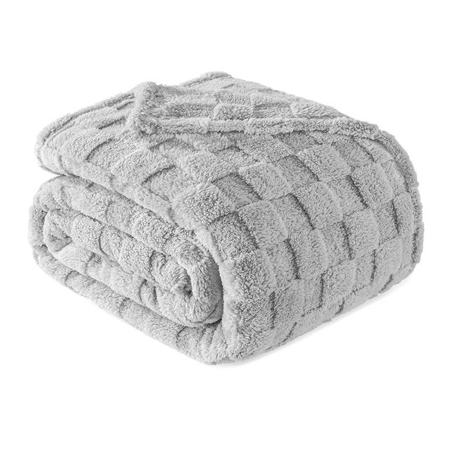Exclusivo Mezcla Queen Size Flannel Fleece Blanket, Super Soft and Warm Lightweight Checkered Pattern Blankets for All Seasons, 90x90 Inches, Light Grey