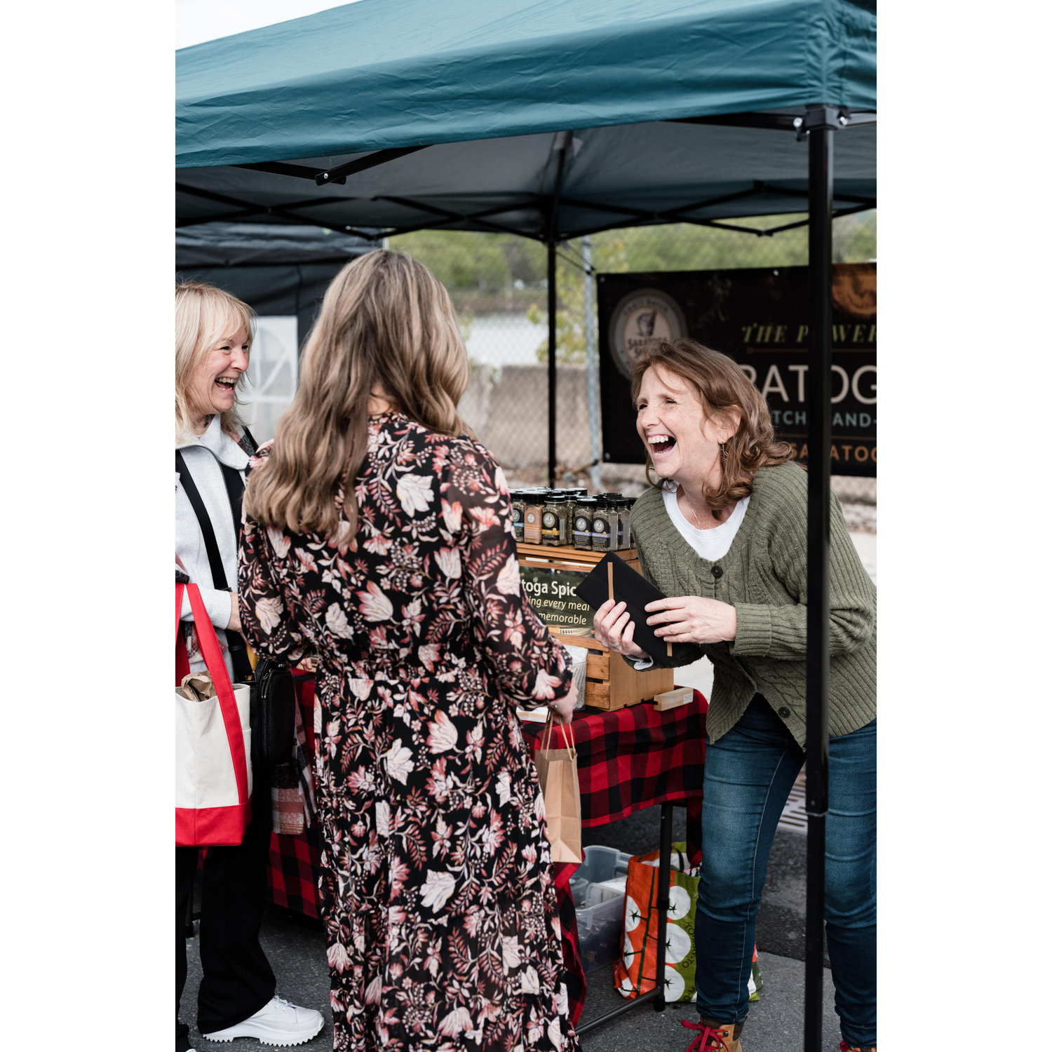 The last top on the Scavenger Hunt, was their favorite stall of the Market – Susi from
Saratoga Spicery. Alyx kept looking over her shoulder, wondering where Michael would
finally jump out from.