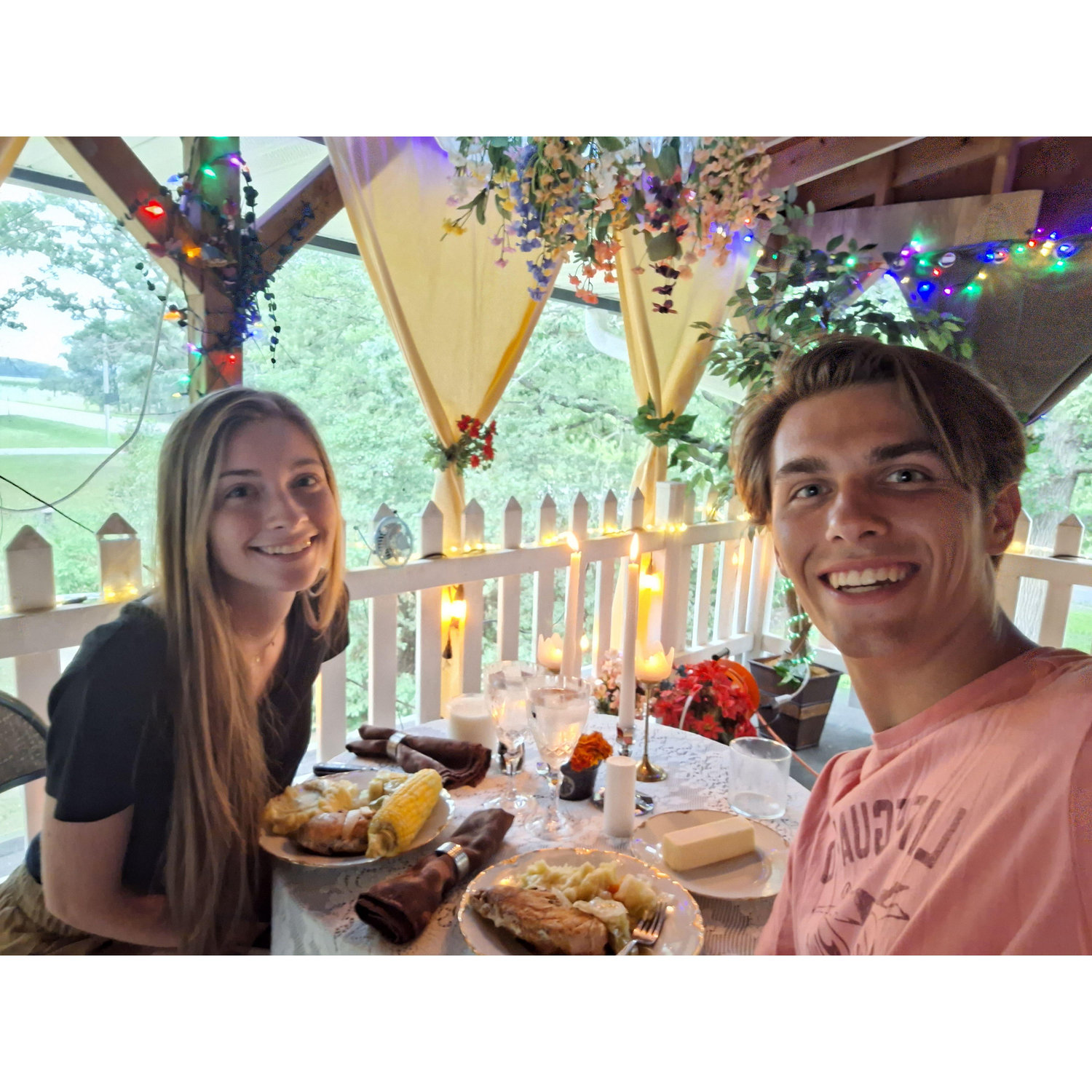 James' Mom set up this unforgettable dinner date for us without us even knowing! We were truly touched by this. I love you mom!