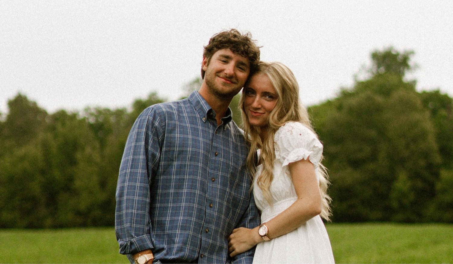 The Wedding Website of Hannah Smith and Lawrence Smith