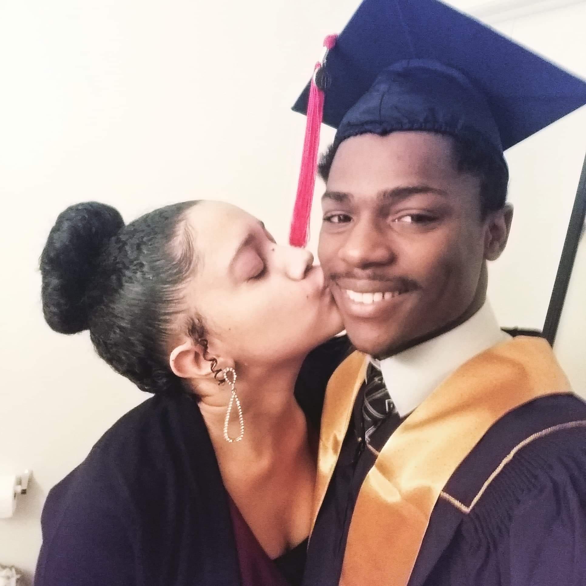 Deelontee's college graduation! (Dec 2018)
