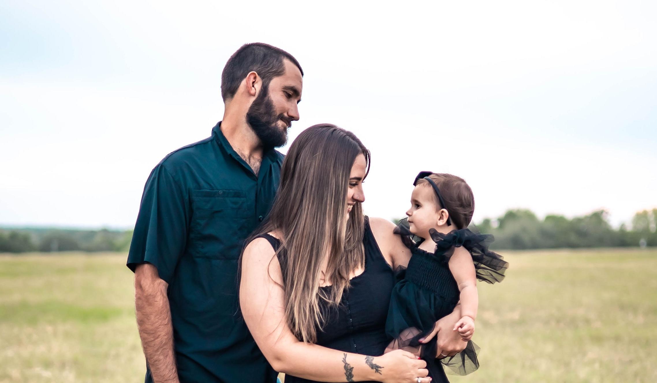 The Wedding Website of Savannah fisher and Thomas coutinho