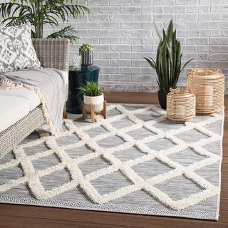 Bandalier Indoor/Outdoor Trellis Rug