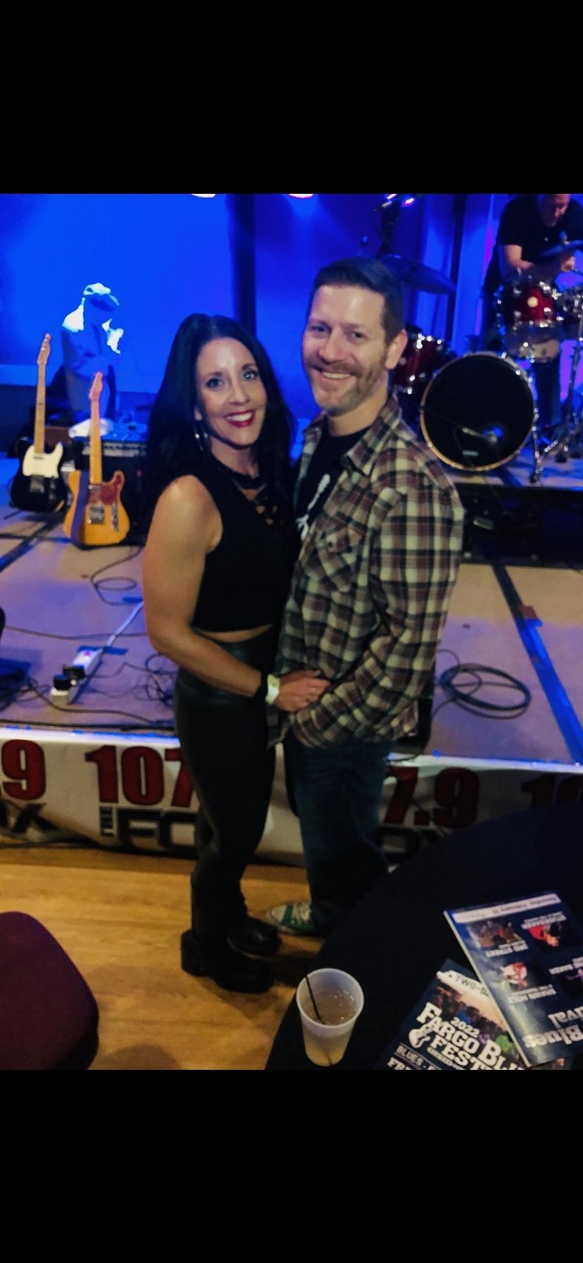 Jamie’s Winter Blues Fest performance! Has Kelly ever missed a show?? 😎