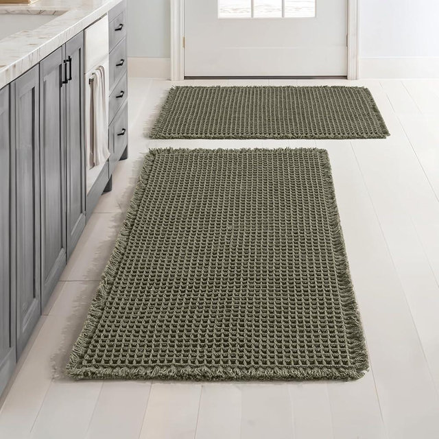 MIULEE Set of 2 Waffle Bathroom Rugs, Boho Bath Rugs Non Slip Washable, Super Absorbent Bath Mats, Ultra Soft Rubber Backed Shower Mats for Bathroom Floor, Tub, Christmas Green, 17"x24"+20"x32"