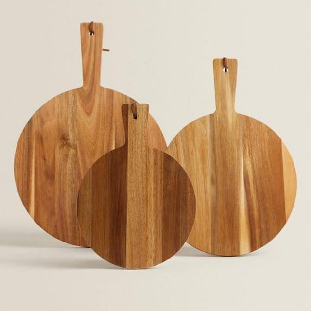 ROUND CUTTING BOARD