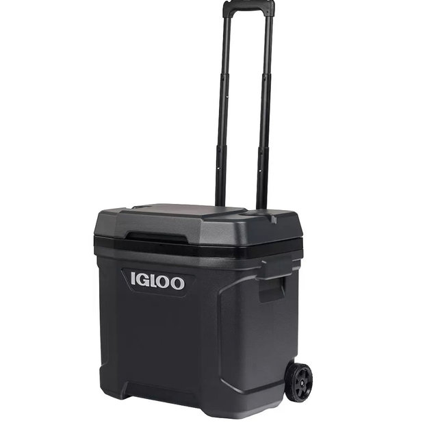 Igloo 30 Quart Latitude Roller Cooler