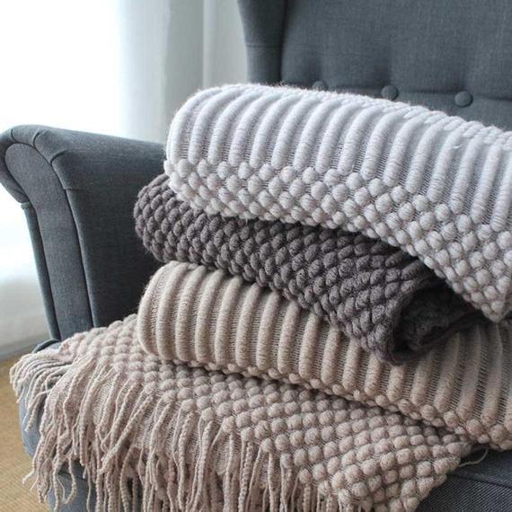 Nordic Knitted Blanket Travel Blanket Grey Khaki Sofa Throw Blanket with Tassels Air Condition Blankets 127x170cm 50* 67 inches