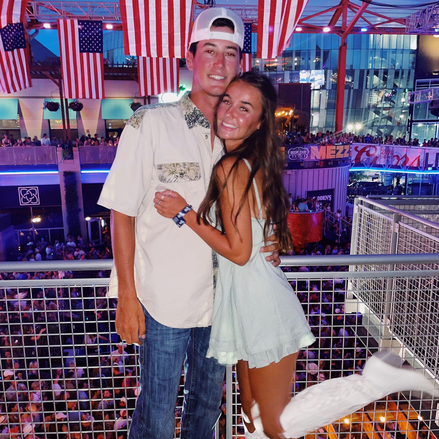 We love going to country concerts!