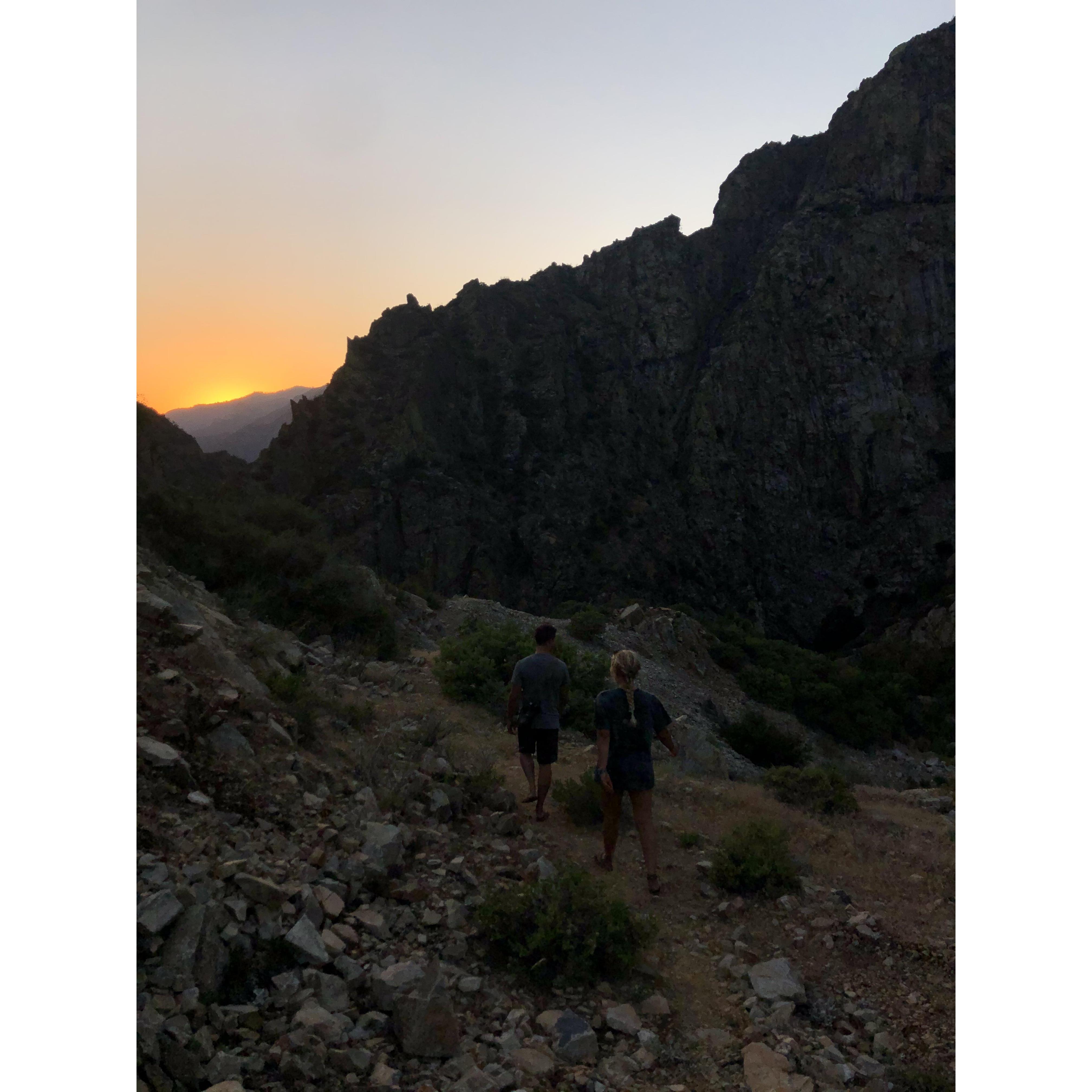 chasing the sunset after climbing in kings canyon