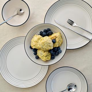 Zeke 24-Piece Dinnerware Set, Service for 8