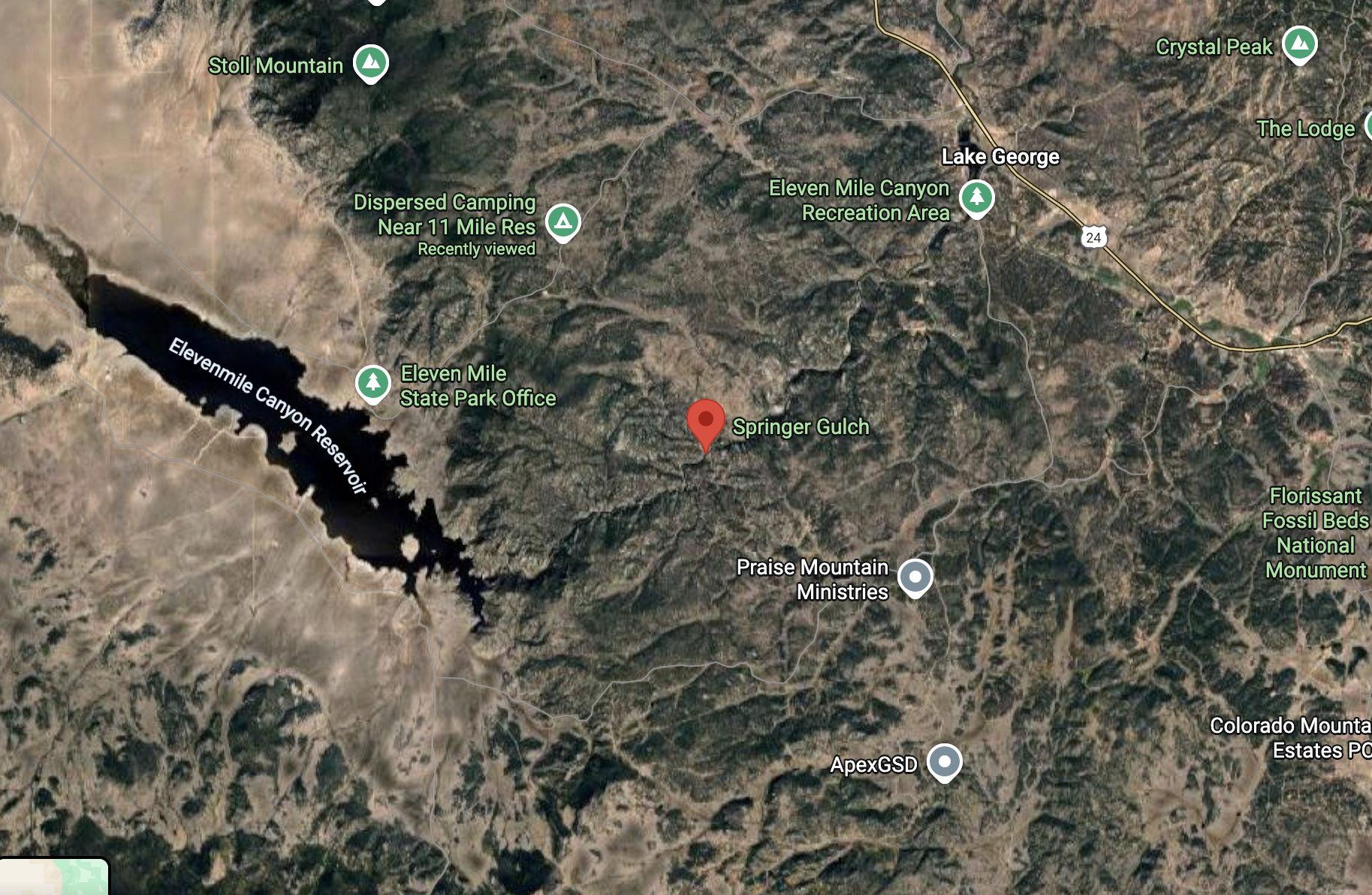 The Wedding Website of Molly Ren and Brendan Treffinger