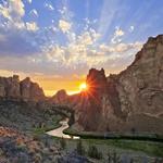 Hike Smith Rock