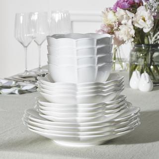 Studio 1414 Scallop 16-Piece Dinnerware Set, Service for 4