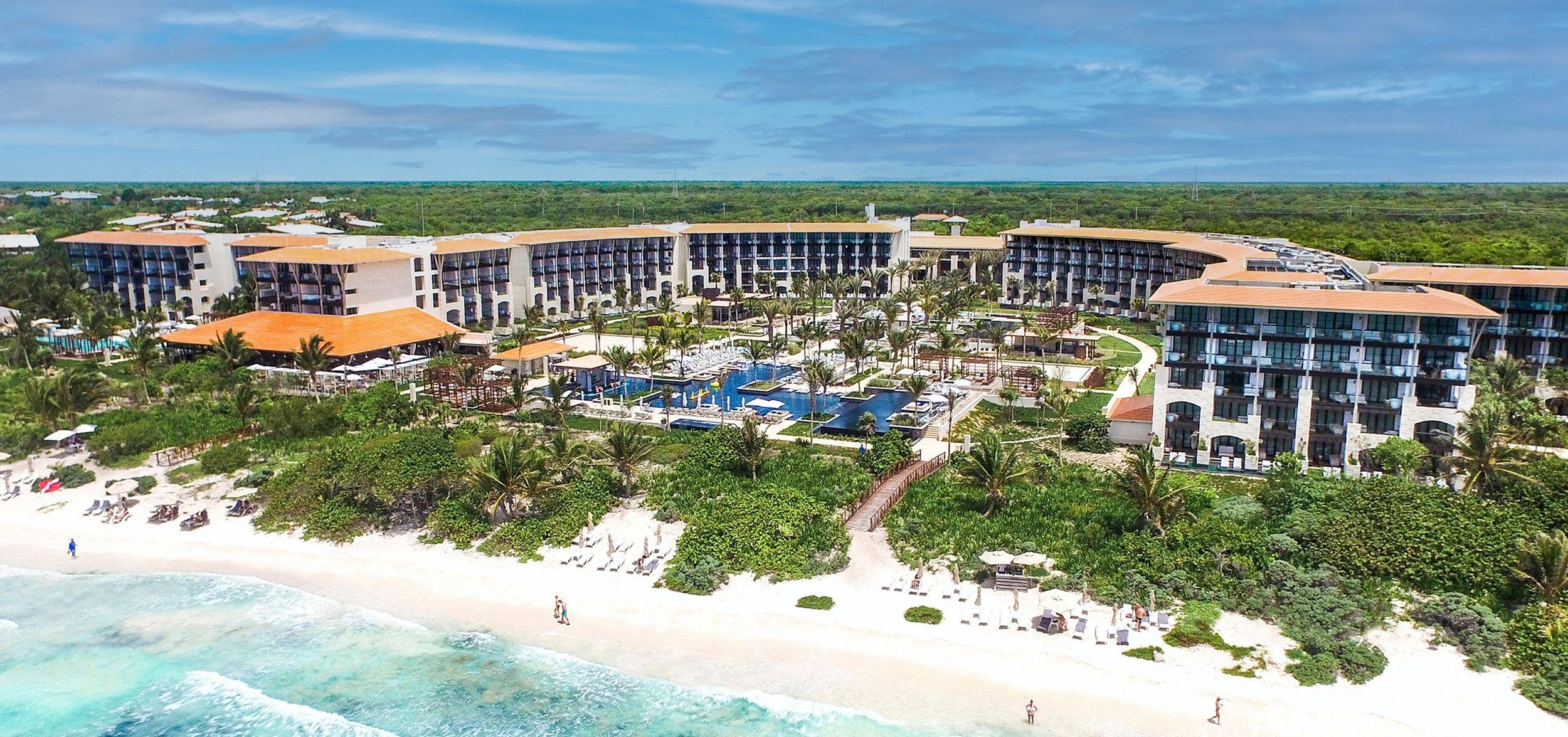 The Wedding Website of Caitlin Humphrey and Brian Crosby