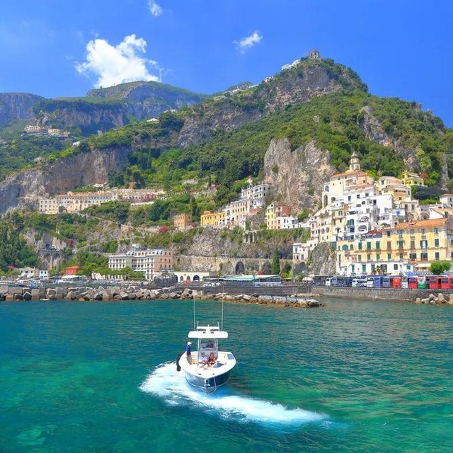 Boat Day for Two in the Amalfi Coast🚤