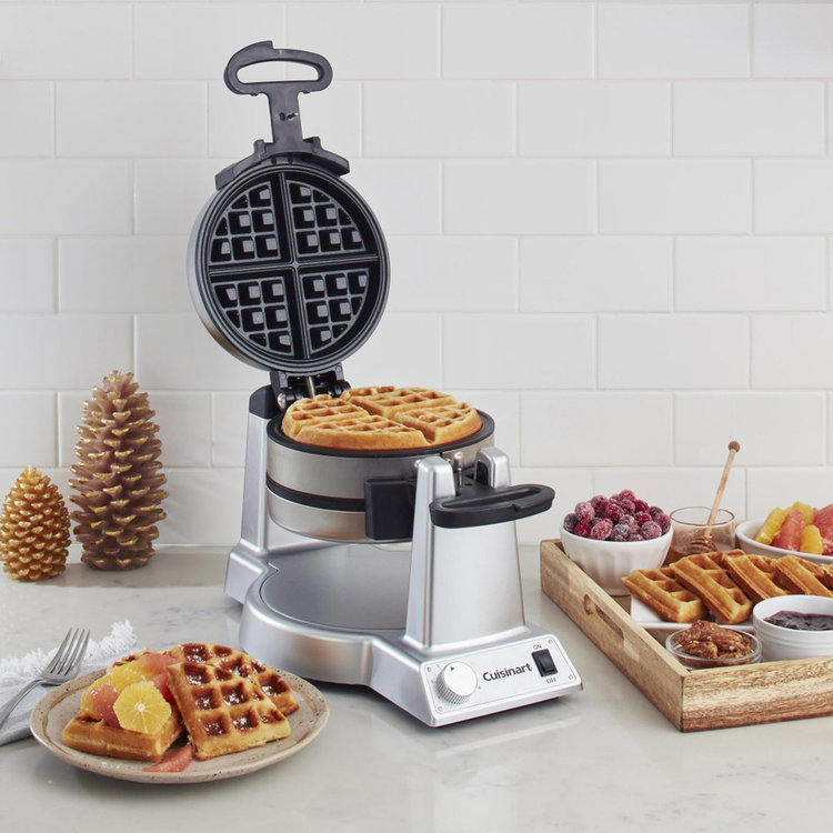 Cuisinart, Double Flip Belgian Waffle Maker WAF-F40 | Zola