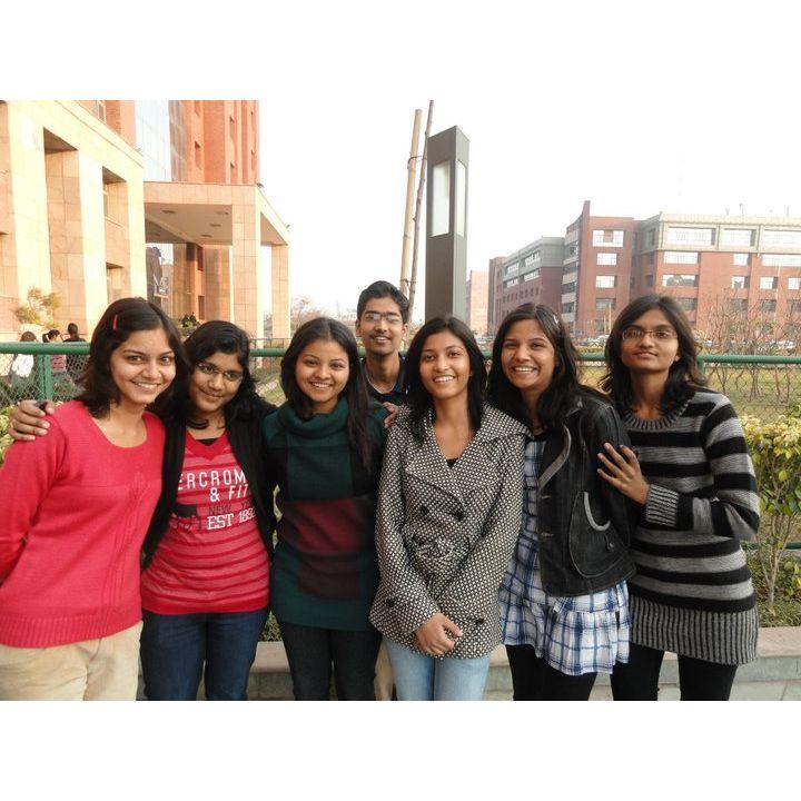 The Gang of 7! The Best & the Prettiest Girls in our batch